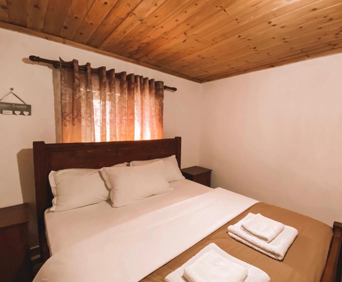 Guesthouse Pashko Theth Exterior foto