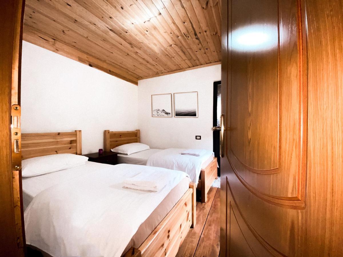 Guesthouse Pashko Theth Exterior foto